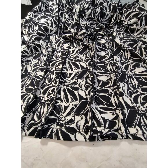 Perceptions N.Y. Woman's Black White Fit&Flare Gusset Dress Size 16 Stretch Flow - Picture 8 of 12